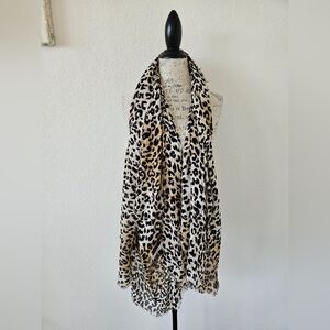 Nordstrom Cheetah Leopard Print Shawl Scarf